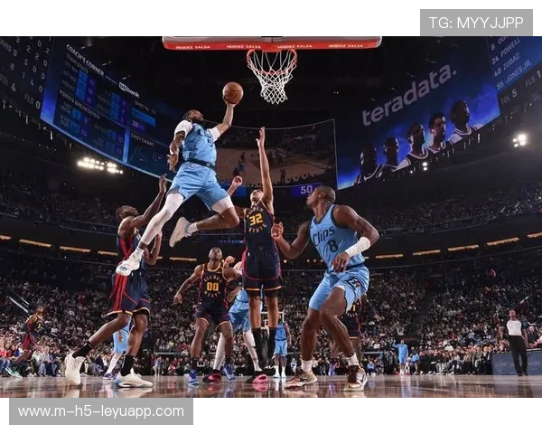 库里pk布克欲止连败亚历山大战旧主快船冲击8连胜，库里vs