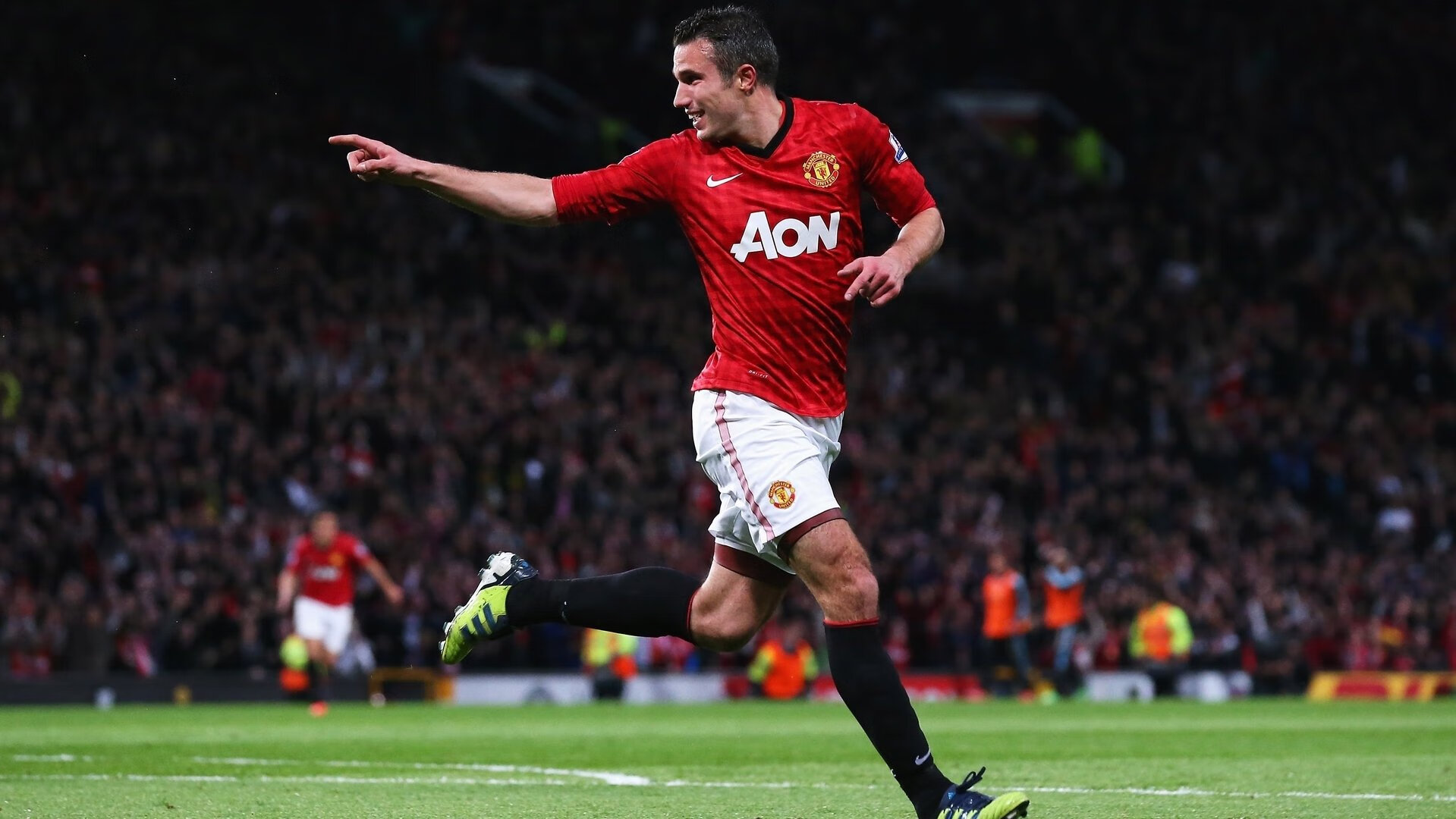 切尔西边锋突破助力打开局势，切尔西阵型经典